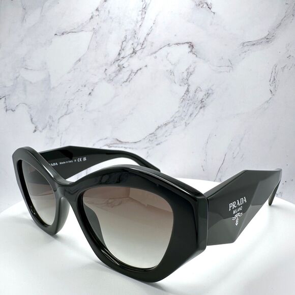 New PRADA Sunglasses - Picture 1 of 15